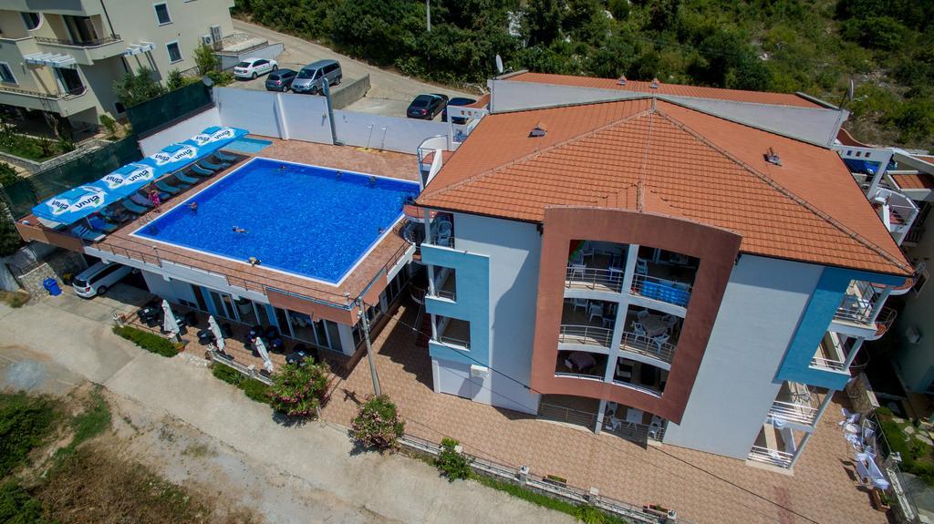 Apartments De Lara Utjeha Luaran gambar
